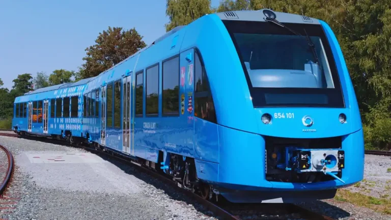 खामोशी से दौड़ेगी भविष्य की ट्रेन: देश की पहली हाइड्रोजन ट्रेन हरियाणा में तैयार